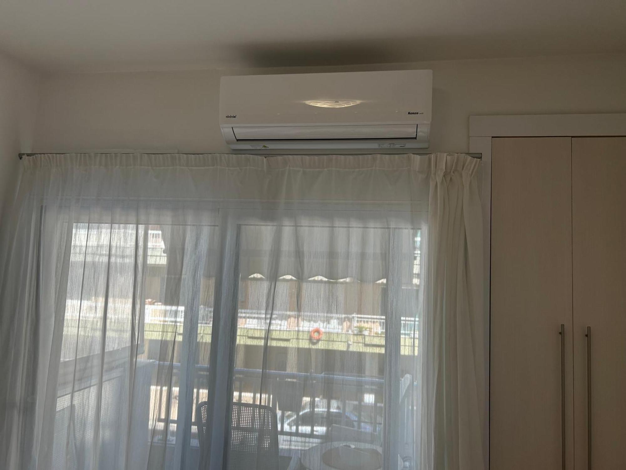 A Wonderful Apartment In Front Of The Sea! Περαία Εξωτερικό φωτογραφία